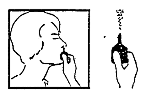 Profilo di una testa e mano che tiene un dispositivo per inalazione con erogazione di vapore o aerosol