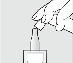 Mano che afferra la parte superiore di un flaconcino medicinale bianco con un cappuccio protettivo