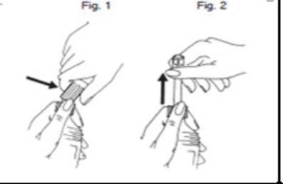 Mano che afferra una penna per insulina con ago visibile e freccia nera che indica il punto di iniezione sottocutanea