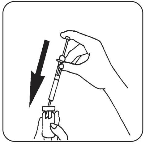 Mano che tiene una siringa con ago inserito nel tappo di un flacone medicinale, freccia nera indica la direzione di inserimento