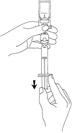 Mano che tiene un dispositivo autoiniettante con ago esposto e freccia nera che indica la pressione verso il basso