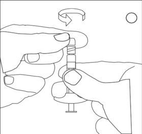 Mani che tengono un dispositivo iniettabile con stantuffo e ago, freccia curva indica rotazione e cerchio piccolo vicino