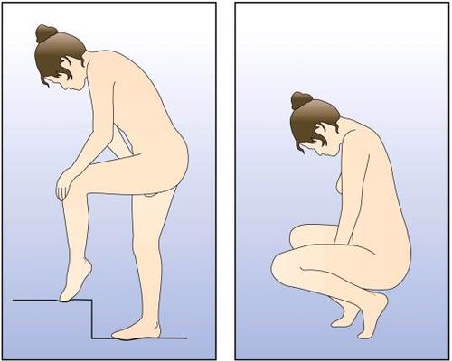 Donna che esegue esercizi di stretching per le gambe, in due pose differenti, una su un piccolo gradino e l