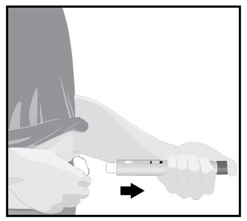 Mano che tiene un dispositivo per iniezione auto-somministrativa premuto contro la coscia con freccia nera indicante la direzione