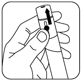 Mano che preme un pulsante su un dispositivo penna iniettabile con una freccia che indica la direzione di attivazione