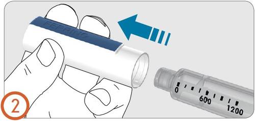 Mano che inserisce l