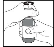 Mano che svita il tappo di un flacone medicinale cilindrico con etichetta bianca e parte superiore nera