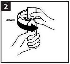 Mani che ruotano un cilindro medicinale con freccia curva nera indicante il movimento di rotazione