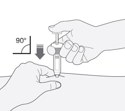 Mano che tiene una siringa preriempita con ago inserito nella pelle ad angolo retto di 90 gradi freccia indica la direzione