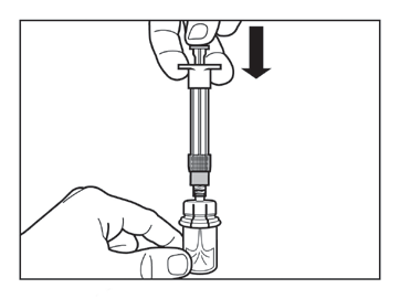 Mano che tiene una siringa pre-riempita collegata a un adattatore e una fiala di vetro con gommino superiore