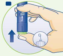 Penna iniettabile blu e verde tenuta in mano con freccia che indica la pressione e dettaglio dell