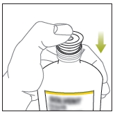 Mano che svita il tappo a spirale da un flacone medicinale trasparente con liquido giallo all