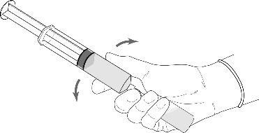 Mano guantata che tiene una siringa con ago, frecce curve indicano la rotazione del dispositivo durante l