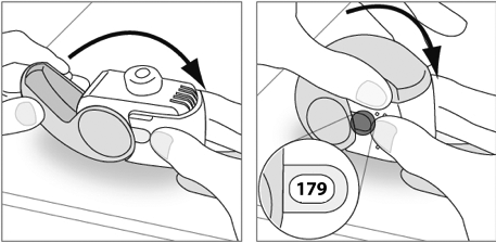 Dispositivo autoiniettante con pulsante di attivazione e finestra numerata 179, freccia curva indica la rotazione per l