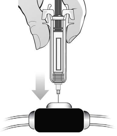 Siringa precompilata con ago rivolto verso il basso su un dispositivo di sicurezza nero con freccia direzionale