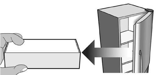 Mano che spinge un cartone bianco verso l