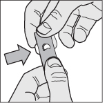 Mano che afferra una cartuccia medicinale trasparente con una freccia grigia che indica la direzione