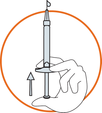 Mano che impugna una siringa con ago rivolto verso l