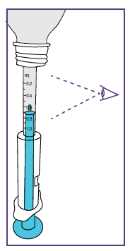 Siringa trasparente con liquido blu graduato da 0 a 1 ml, ago visibile e linea tratteggiata che indica l