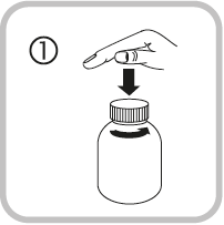 Mano che svita il tappo di un flacone medicinale trasparente con banda a righe e freccia direzionale verso il basso