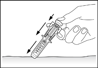 Mano che inserisce un dispositivo autoiniettante nella pelle con frecce che indicano la direzione di inserimento e rilascio