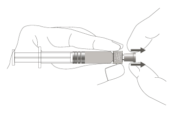Mano che tiene una siringa preriempita con ago collegato e frecce nere indicano la direzione di inserimento