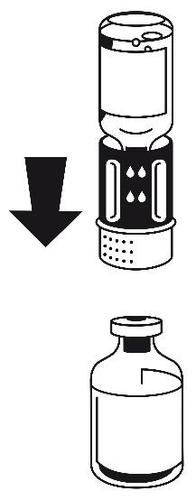 Fiala con stantuffo e tappo in gomma sopra un flaconcino, freccia rivolta verso il basso che indica il trasferimento del contenuto