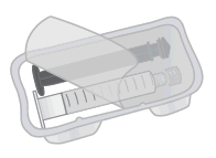 Siringa preriempita trasparente dentro la confezione blister protettiva con pistone nero e ago visibile