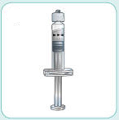 Siringa preriempita trasparente con stantuffo blu e nero e ago metallico collegato all