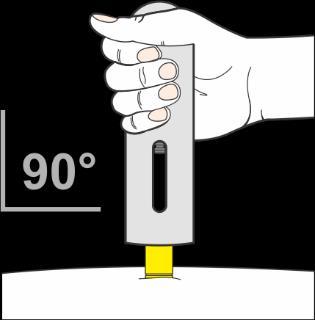 Dispositivo autoiniettante grigio tenuto in mano con angolo di 90 gradi applicato sulla pelle chiara del braccio