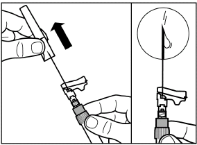 Mano che tiene una siringa preriempita con ago inserito nella pelle, freccia nera indica la direzione dell