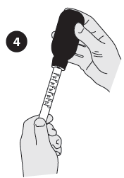 Mano che tiene una penna per iniezione con ago esposto e scala graduata visibile