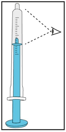 Siringa blu con stantuffo e scala graduata, punta verso un occhio stilizzato con raggio luminoso che indica la direzione