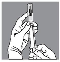 Mano che tiene una penna per iniezione precompilata con l