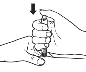 Mano che tiene un autoiniettore con il pollice sulla leva di attivazione e l