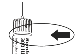 Fiala di Bemf 300 IU con ago collegato, freccia nera che indica la direzione dell