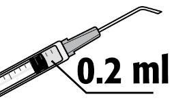 Siringa graduata con ago curvo, indicazione del volume 0,2 ml, linea che evidenzia la quantità di liquido iniettabile