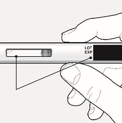 Mano che tiene un dispositivo penna per iniezione con indicatore di dose e data di scadenza visibile
