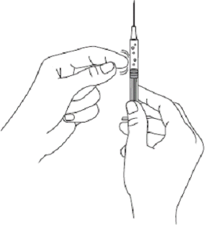 Mano che afferra una siringa con ago inserito nella pelle del braccio ad angolo inclinato con indicazione del punto di iniezione