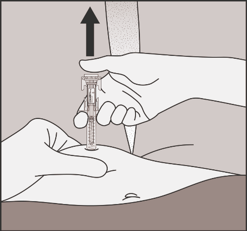 Mano che afferra una siringa pronta per l