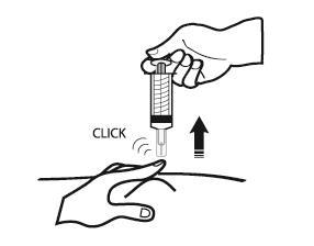 Mano che tiene una siringa preriempita con ago rivolto verso il basso su una superficie cutanea con freccia direzionale e indicazione sonora CLICK