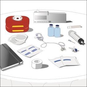 Kit di somministrazione con fiale, siringa, cerotti, garze, penna, nastro adesivo e dispositivi di connessione