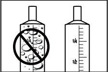 Siringhe stilizzate a confronto una con bolle d