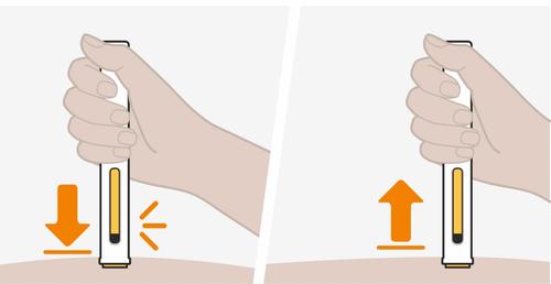Mano che tiene un dispositivo autoiniettante con freccia verso il basso e indicazione di pressione sulla pelle e freccia verso l