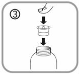 Fiala medicinale con tappo grigio e protezione rimossa, freccia nera indica la direzione di inserimento