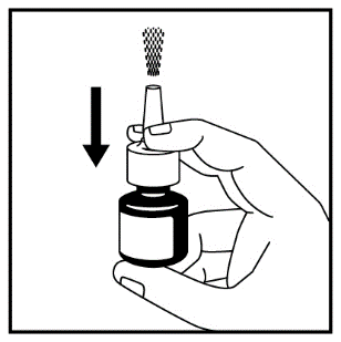 Mano che tiene un flacone di medicinale con un nebulizzatore bianco e una freccia nera indica la pressione verso il basso
