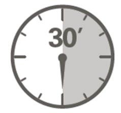 Orologio con quadrante grigio e numeri neri che indica le 30 minuti con lancetta sottile e nera