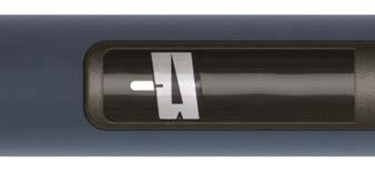 Penna iniettabile con scala graduata bianca su sfondo nero e corpo penna blu scuro