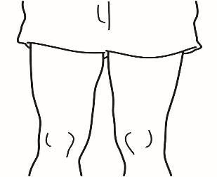 Schizzo di gambe umane con ginocchia piegate e contorni che indicano i muscoli posteriori della coscia e del polpaccio