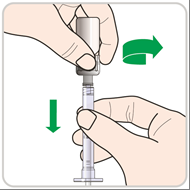Mani che tengono una siringa preriempita con ago protetto e meccanismo di sicurezza verde a freccia indicante la direzione di attivazione